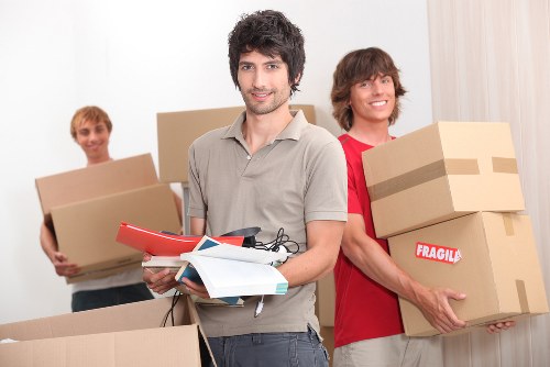 Professional moving help for a flat or house in Shooters Hill