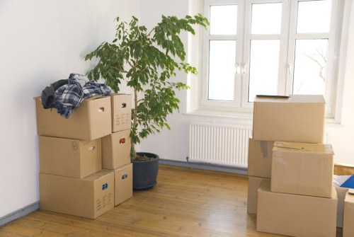Local moving team planning a Shooters Hill house or office relocation