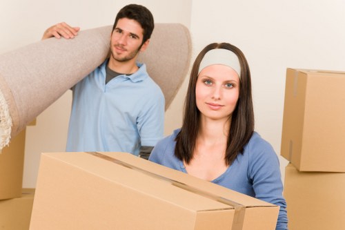 Local moving truck service for Shooters Hill customers