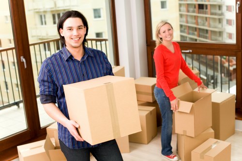 Household removal support for flats and family homes in Shooters Hill